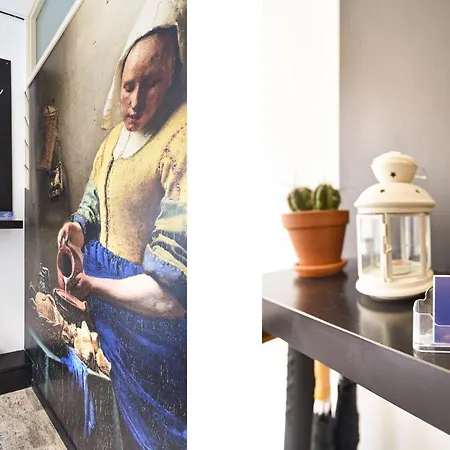 Only Friends Гостевой дом Амстердам